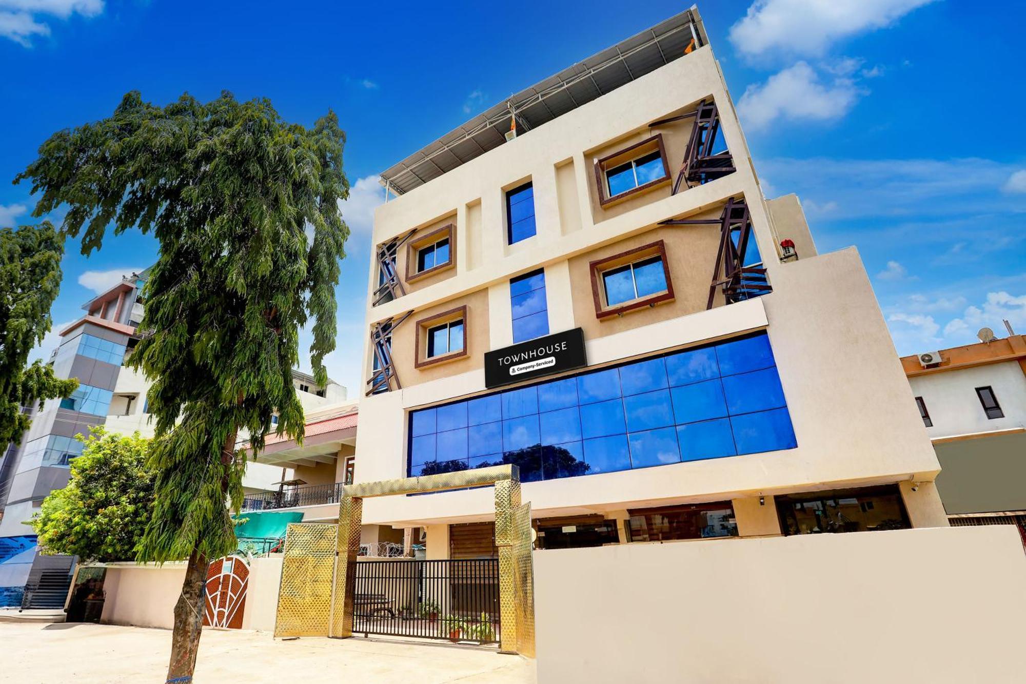 Super Townhouse Hoshangabad Road Near Aashima Mall Samarda Kaliāsot Екстериор снимка